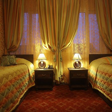 Hotel Kilikiya Ujgorod Oda fotoğraf