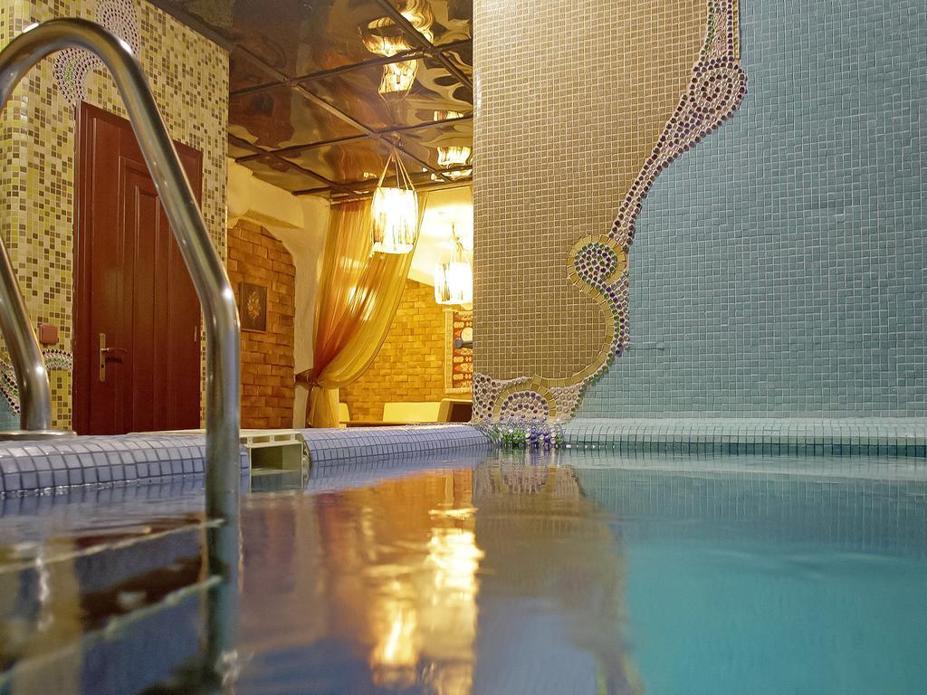 Hotel Kilikiya Ujgorod Dış mekan fotoğraf