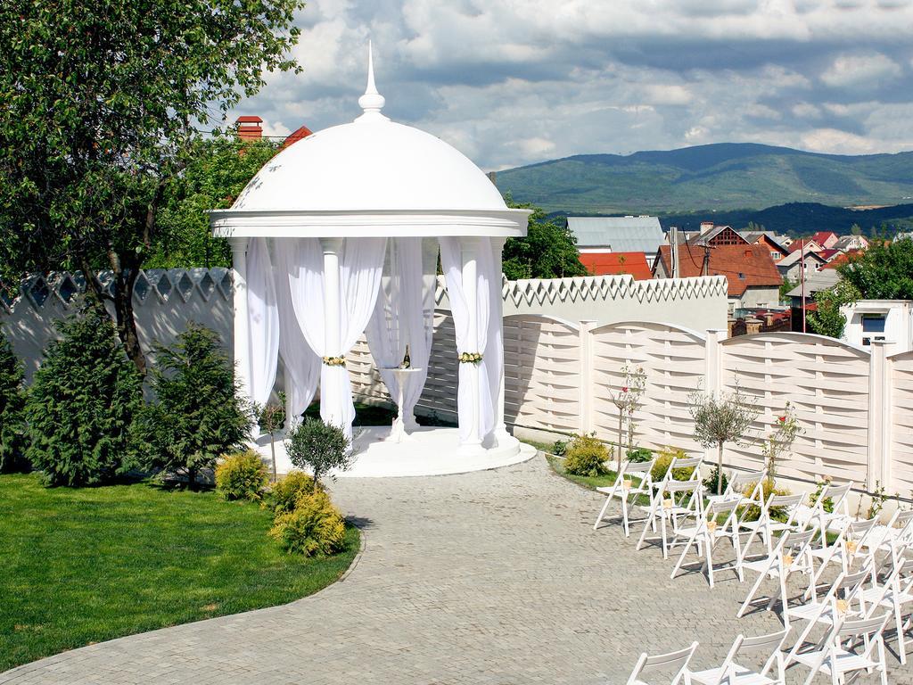 Hotel Kilikiya Ujgorod Dış mekan fotoğraf