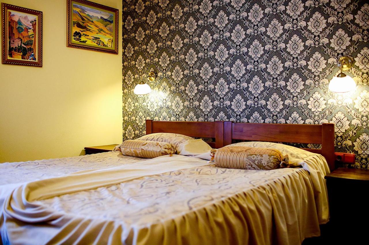 Hotel Kilikiya Ujgorod Dış mekan fotoğraf